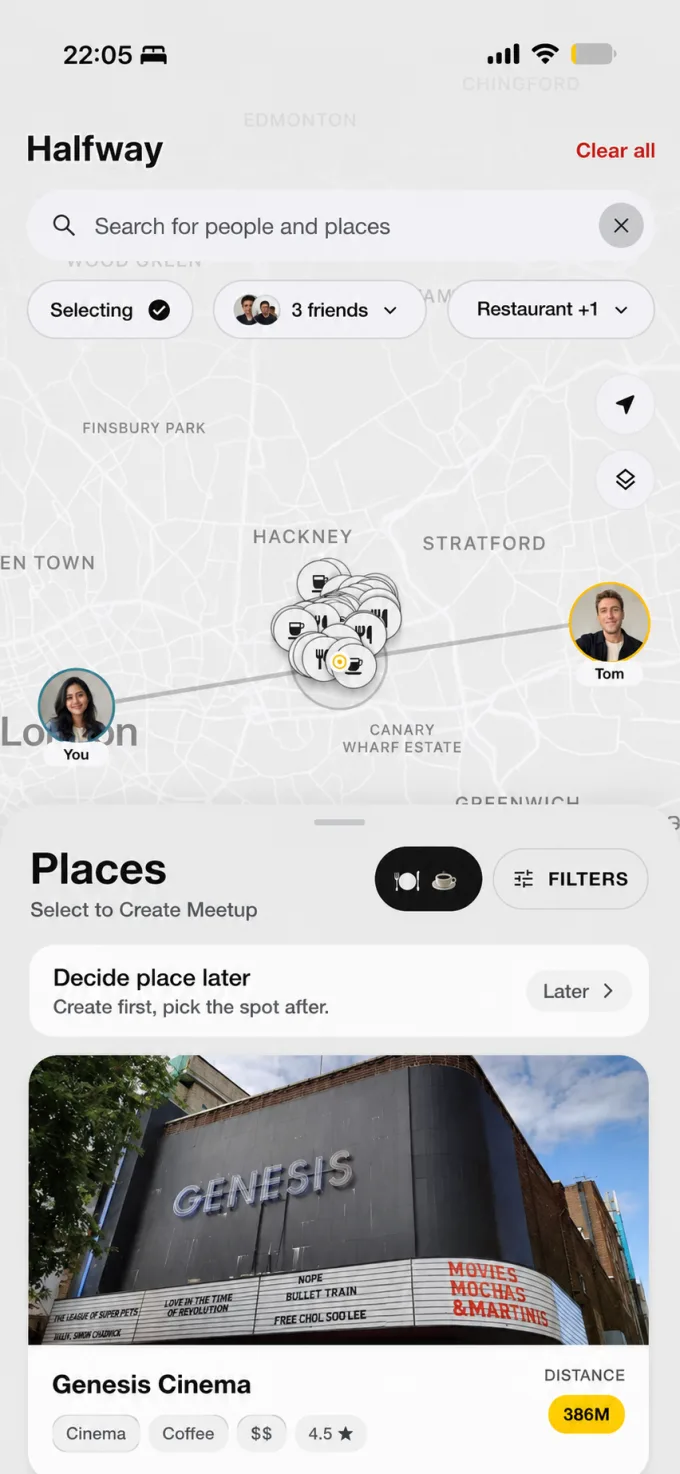 Halfway map finding places between friends